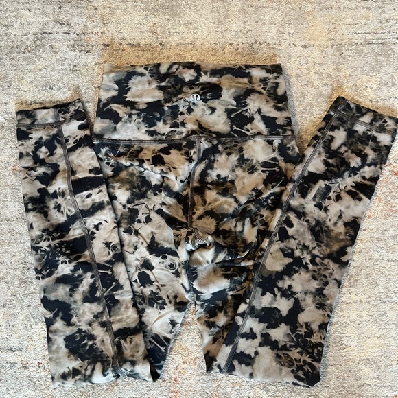 Lululemon Wunder Train Leggings 28” Size 2 - Picture 5 of 6